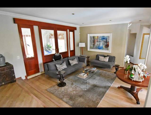 4 BEDROOM HOUSE FOR SALE IN BENMORE GARDENS